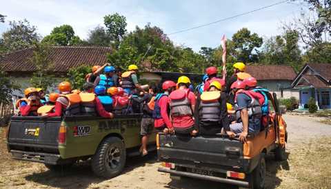 Loading_Rafting_Banyuwangi