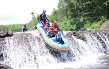rafting di songgon banyuwangi